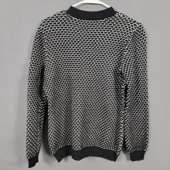 Karen Scott Black White Geometric Cotton Toggle Sweater Classic Preppy Layer - Picture 2 of 8